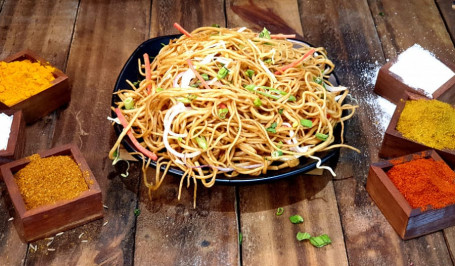 Veg . Hakka Noodles (Jain /Reguler