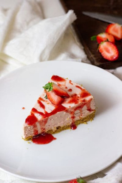 Strawberry Baked Cheesecake