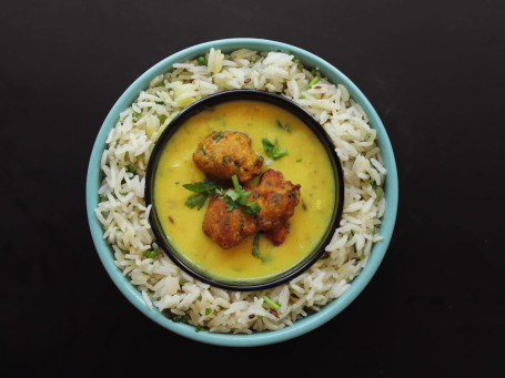 Jeera Rice With Kadhi Pakoda