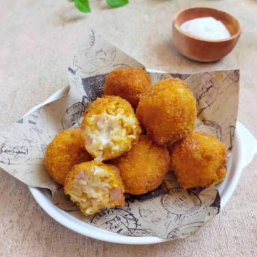 Chilli Cheesey Nuggets With Mayo Dip