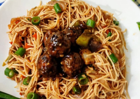 Hot N Spicy Noodles Manchurian