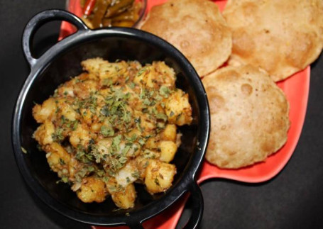 Jeera Aloo [6 Puri Salad