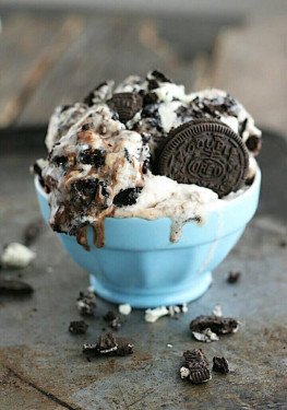 Oreo Cookie Blizzard Ice-Cream Fusion