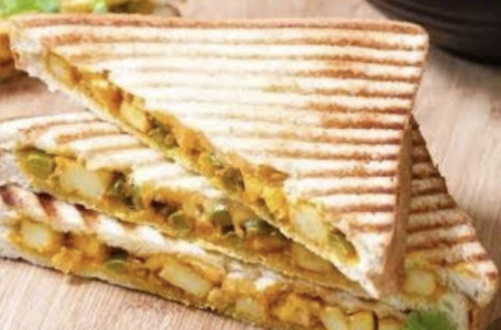 Kadhai Paneer Korma Sandwich