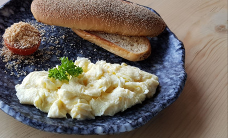 American Style Scrambled Egg