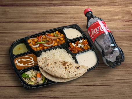 Chicken Thali Coke 750 Ml Pet Bottle