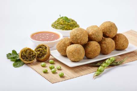 Lilva Kachori(250 Grams)