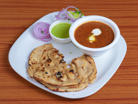 2 Lachha Paratha With Tomato Gravy