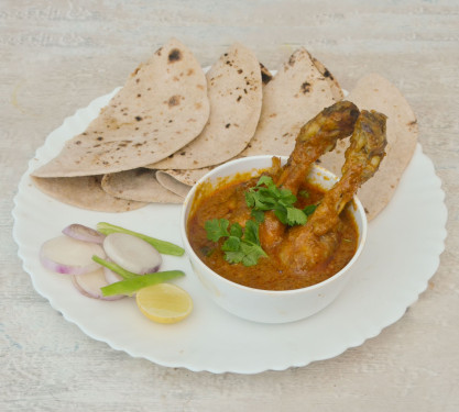 Quarter Chicken Curry 4 Roti