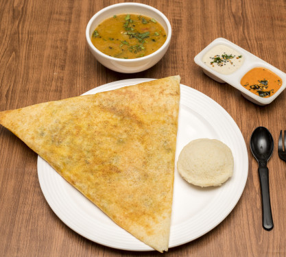 Butter Masala Dosa Idli Sambar (3 Pcs)