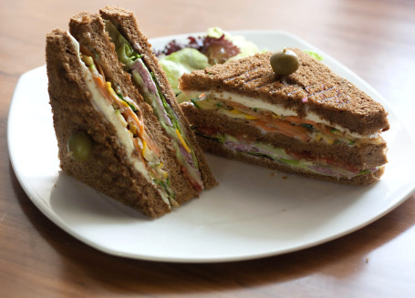 Sauteed Chicken Club Sandwich