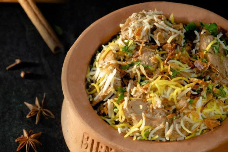 Lucknowi Poulet Biryani Handi (Désossé)