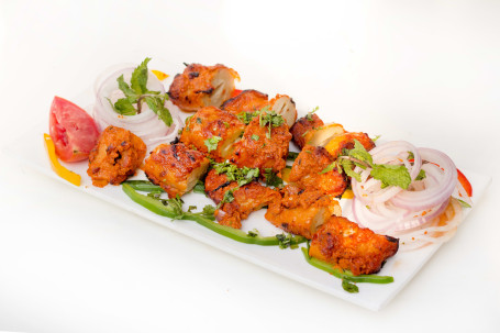 Veg Achari Tikka Chaap