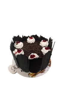 Blackforest Half Kg Cake