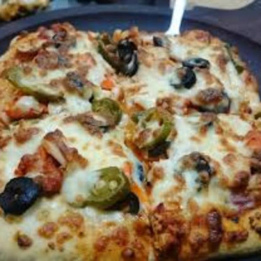 Medium Extra Chicken Loaded Pizza