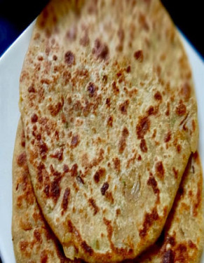 Aloo Parantha (Chatney +Pickle)