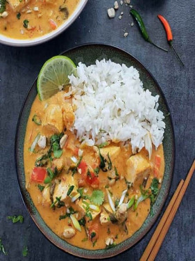 Grilled Paneer And Veggies With Rice And Thai Curry