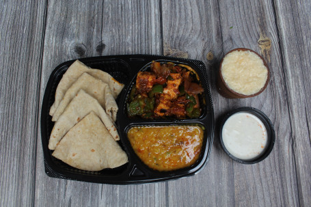 Kadhai Paneer 4 Roti Salad Raita