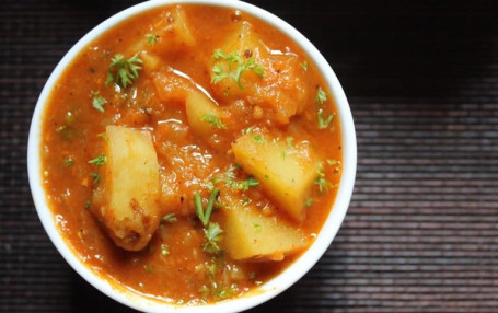 Punjabi Aloo Masala (Complet)