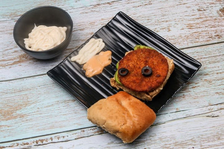 Veg Cutlet Pav Man Cheese Dip