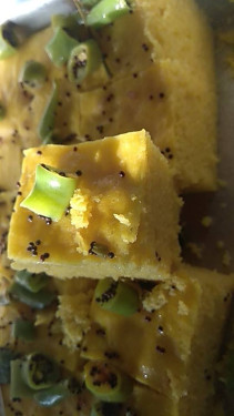 Khaman Dhokla 500 Gms