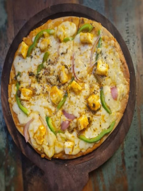Makhni Cottage Cheese Pizza