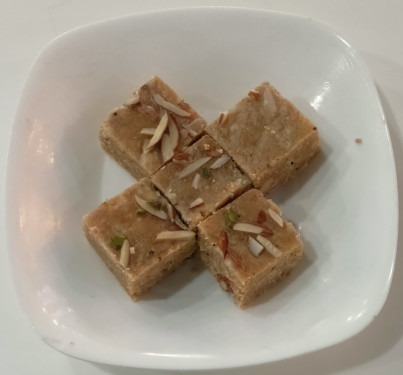 Adadyapak (Urad Barfi)