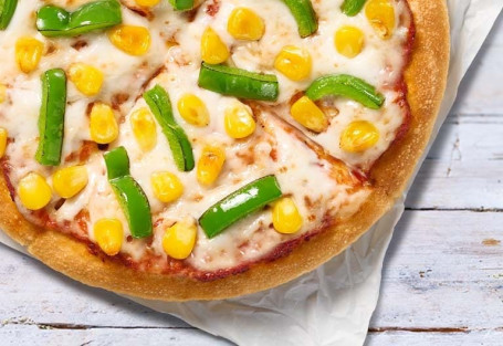 Cheese Corn Capsicum Pizza