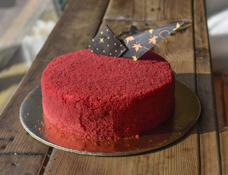 Red Velvet 800 Gm Cake