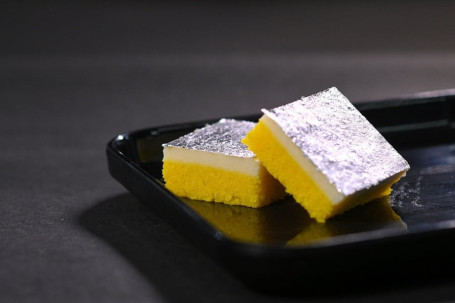 Mawa Nariyal Burfi