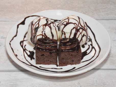 Brownie With Ice Cream (2 Scoop)