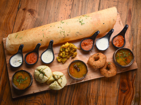 Masala Dosa With Idli Sambhar Sambhar Vada