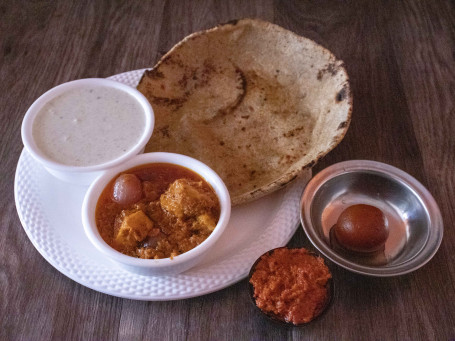 Roti Sabji Salad Raita Chutney Gulab Jamun (1 Pc)