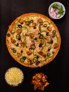 12 Makhani Paneer Pizza