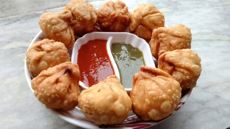 Fry Momos (12 Pcs)