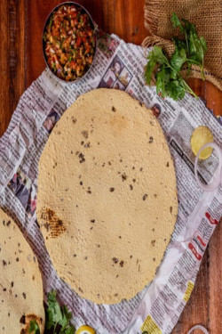 Masala Papad With Separate Kachumbar