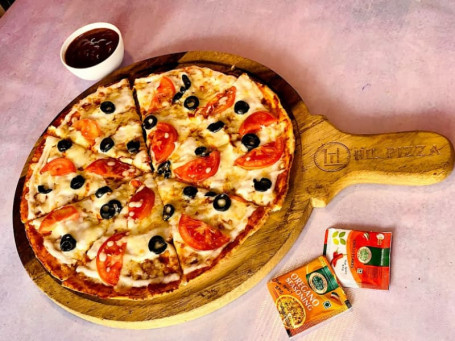 Tomato Oliva Pizza