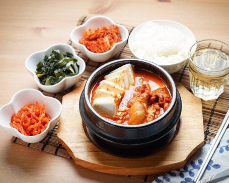 豬肉泡菜鍋 Pork And Kimchi Hot Pot