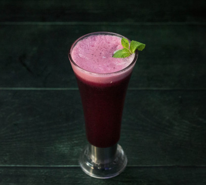 Pomegranate Juice Raw And Cold Pressed