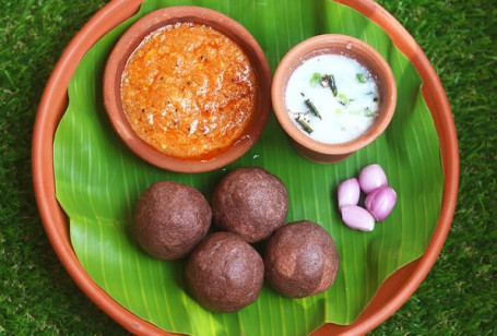 Ragi Kali With Veg Gravy