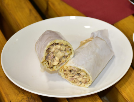 Chicken Shawarma Roll(Serves 1)