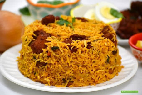 Beef Chilli Biriyani [1/2 Kg]