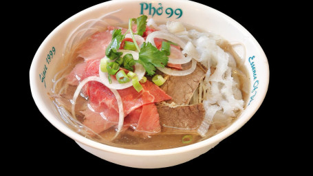 7. Phở Eye Round Steak, Well Done Flank Beef Tripe