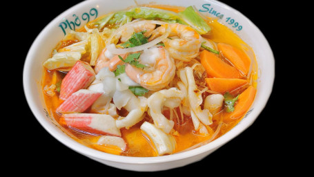 21. Phở Seafood Hot Sour Soup