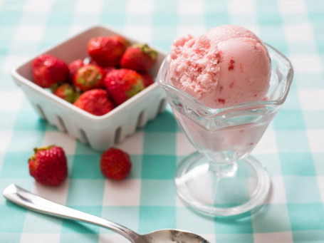Romantic Strawberry Ice Cream
