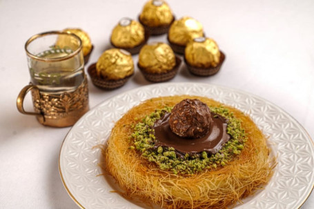 Ferrero Rocher With Chocolate Kunafa