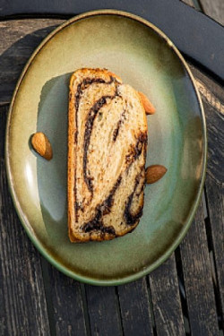 Chocolate Nut Babka