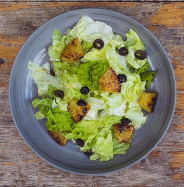 Lettuce Peppers And Pineapple Salad