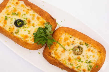 Stuffed Garlic Bread With Spinach &Cheese