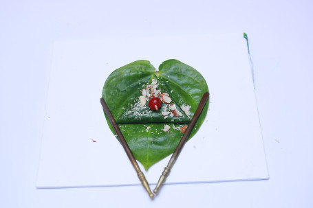 Khus Flavored Meetha Paan